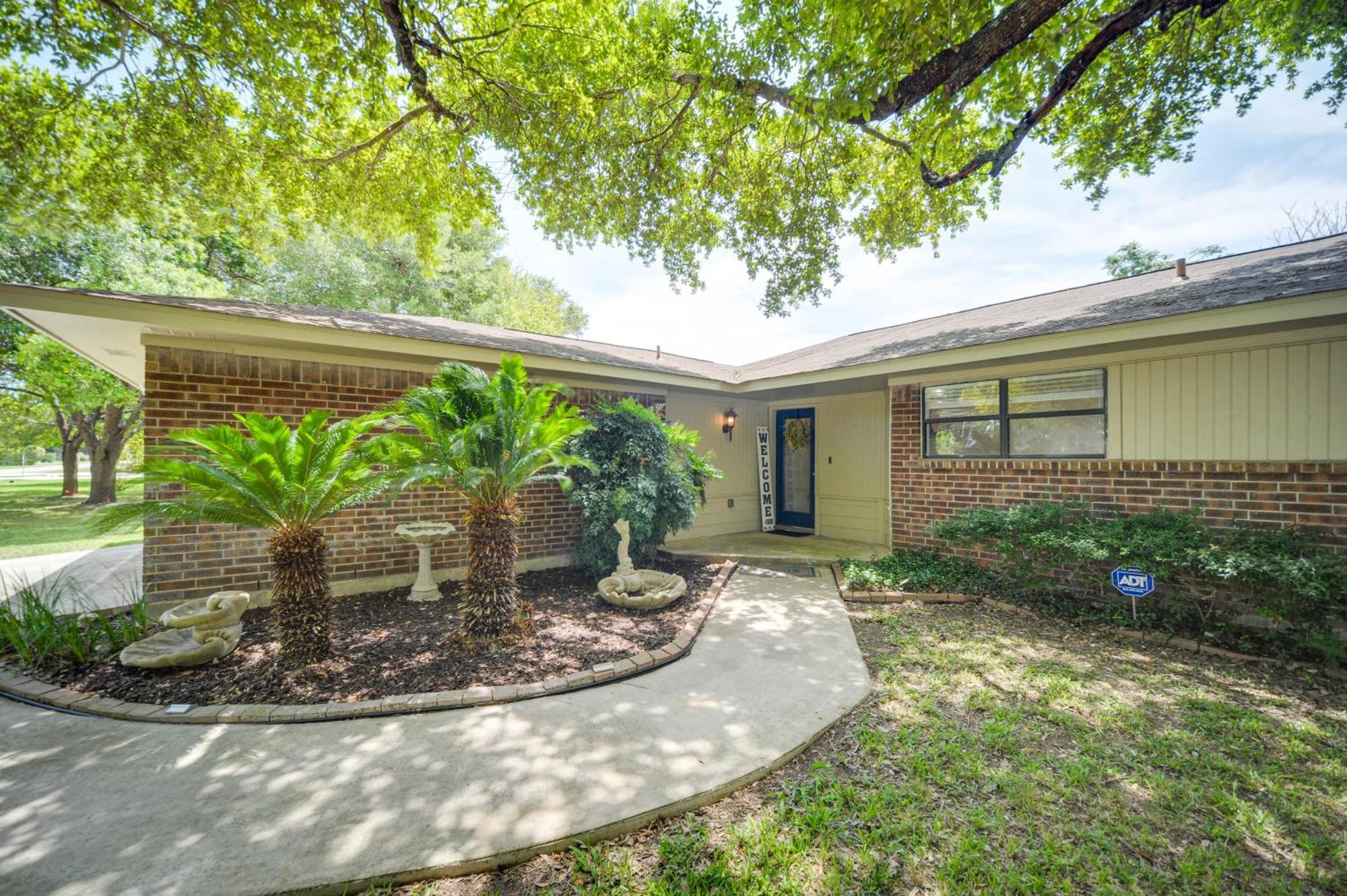 Mcqueeney Vacation Rental About 10 Mi To New Braunfels 外观 照片